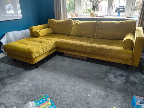 Scott yellow velvet shaped - scott, l-shaped